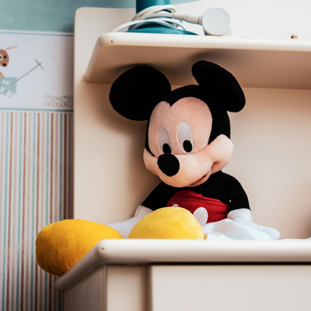 Plišana igračka Mickey Mouse 61 cm – Disney klasik