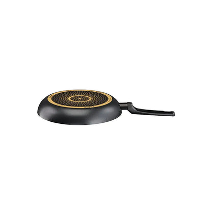 Tefal Simple Cook B5560653 tava s neprijanjajućim premazom, Omega, prikazana na slici, prikazuje glatku površinu i ergonomičan dizajn.