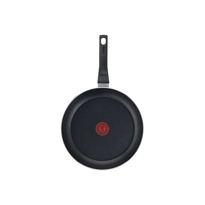 Omega Tefal Easy Clean B5720553 tava s neprijanjajućim premazom, prikaz na slici s glatkom površinom i drškom za kuhanje