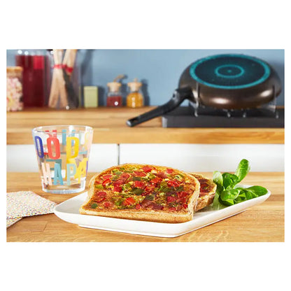 Omega Tefal Easy Clean B5720653 tava s neprijanjajućim premazom, prikazana na slici, idealna za kuhanje i prženje.