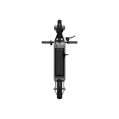 Električni romobil Xiaomi Electric Scooter 6 Lite BHR08R6GL marke Omega, prikazan s kotačima i upravljačem na slici.