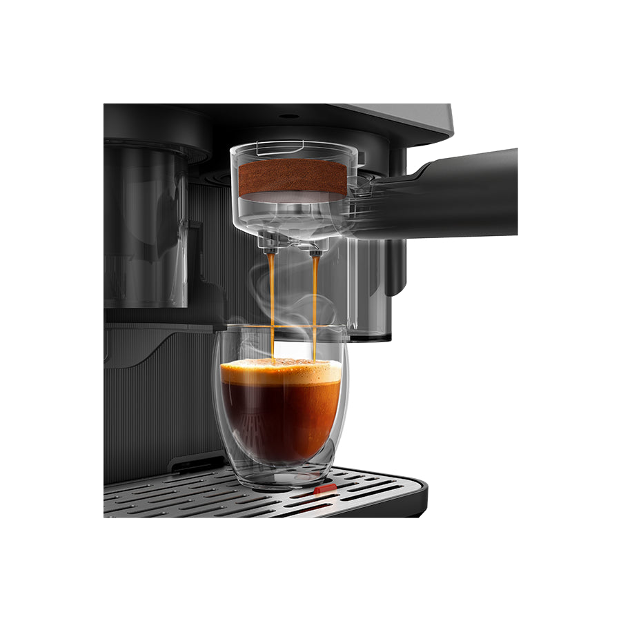 Beko CaffeExperto CED 7524 X aparat za espresso s 20 bar, mlin i pjenilica za mlijeko, Omega brend, crni dizajn