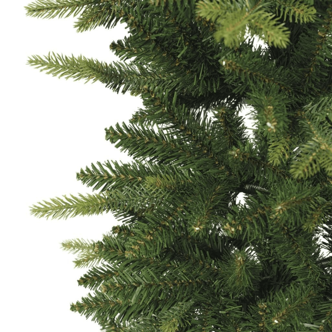Everlands Slim Fir 210 cm – uska umjetna jelka, Ø 68 cm, metalno postolje