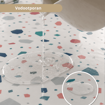 Sermat PVC stolnjak sa geometrijskim oblicima 140 × 180 cm – vodootporan i praktičan