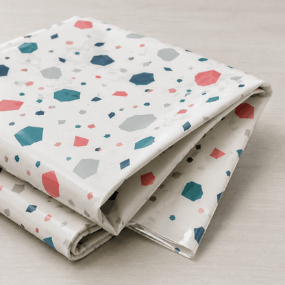 Sermat PVC stolnjak sa geometrijskim oblicima 140 × 180 cm – vodootporan i praktičan