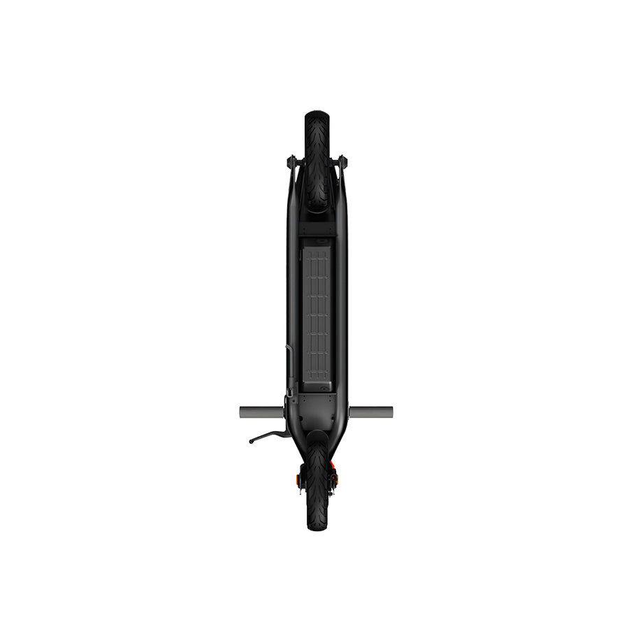 Električni romobil Xiaomi Scooter 4 Lite 2. generacije, model BHR8052GL, prikazan na slici, s kotačima i upravljačem