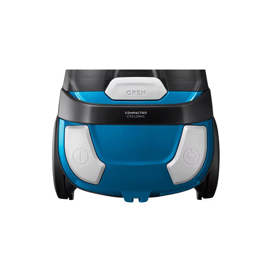 Omega Electrolux CompactGo Cyclonic Z1230CB usisivač bez vrećice, prikaz slike s usisivačem na podu s crnim i srebrnim bojama.